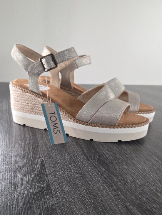 Toms Shoes - TOMS DARYA Silver Metalic Tan Platform Wedge Espadrille Sandals Size 11